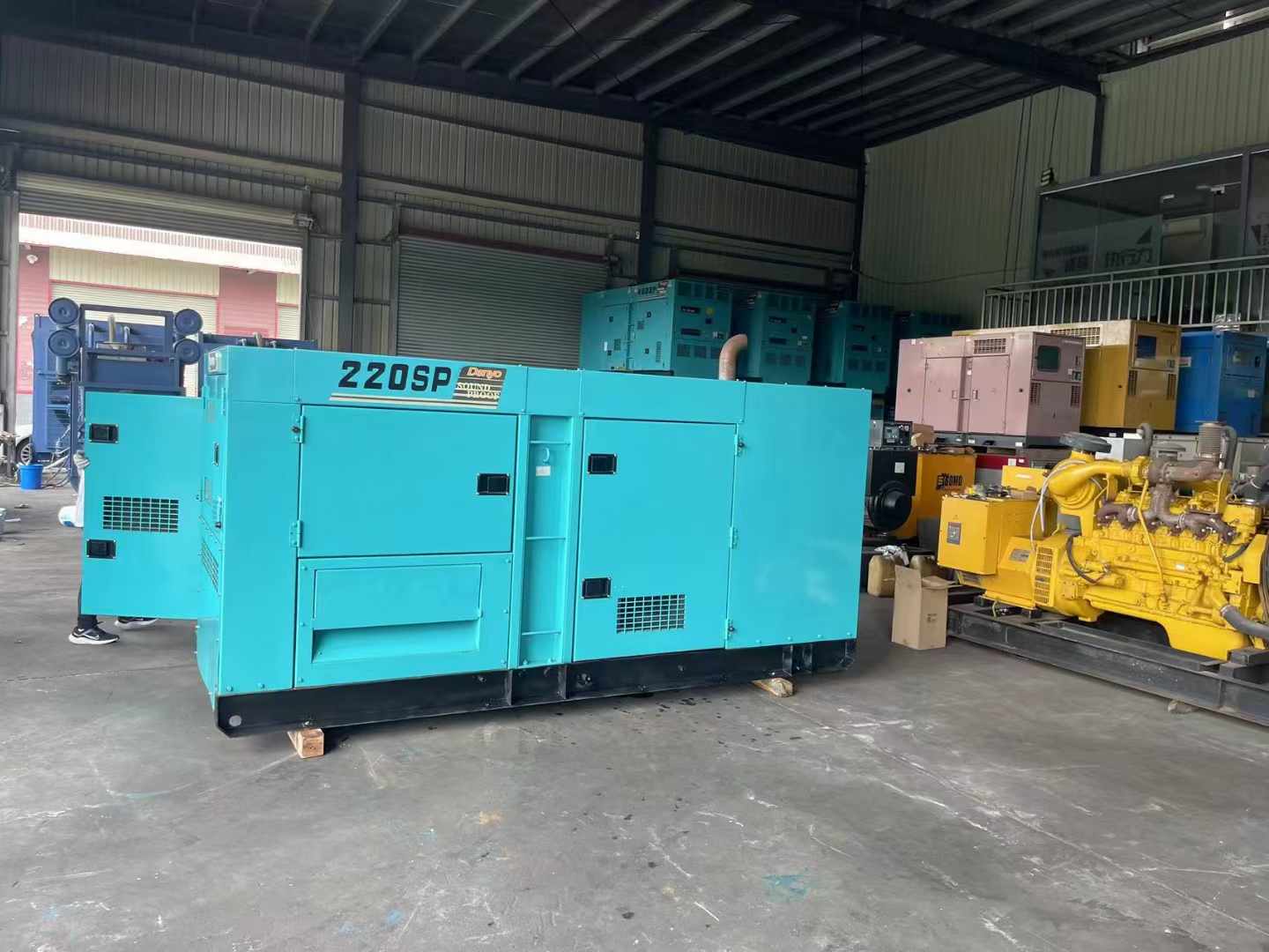 镇坪800kW 柴油发电机的输出电流波动范围是多少?
