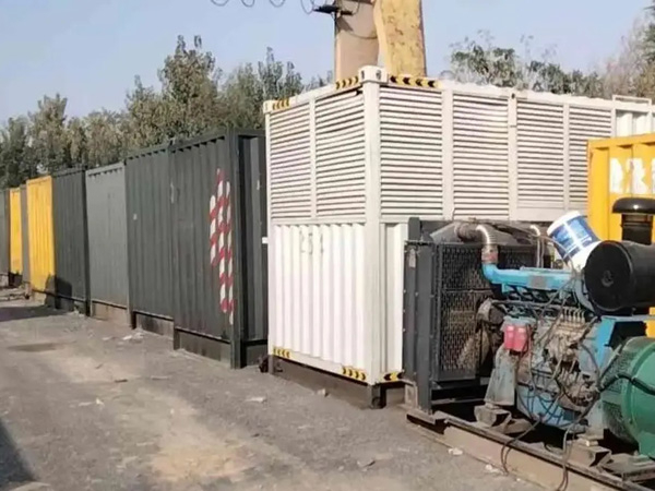 镇坪200KW柴油发电机机组每小时油耗是多少?