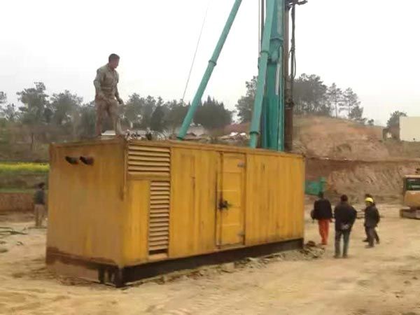 镇坪如何判断水冷式机油散热器密封件是否需要更换？